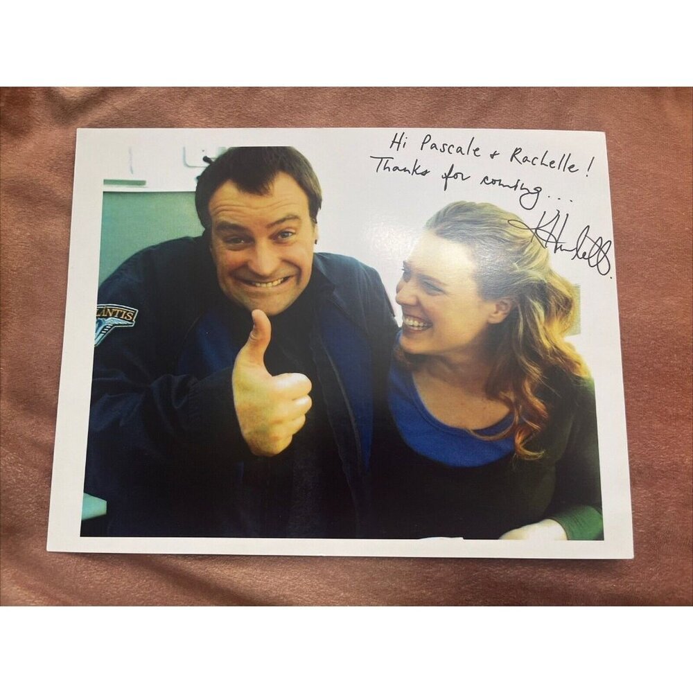 Kate Hewlett (Stargate Atlantis) 8x10 authentic signed photo
